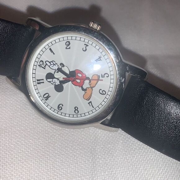 Disney Mickey Leather Movement Watch Japan - Picture 14 of 15